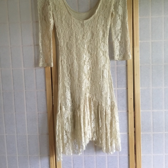 White Lace Mini Dress XS (Ecoté - UO Brand) - Picture 3 of 7